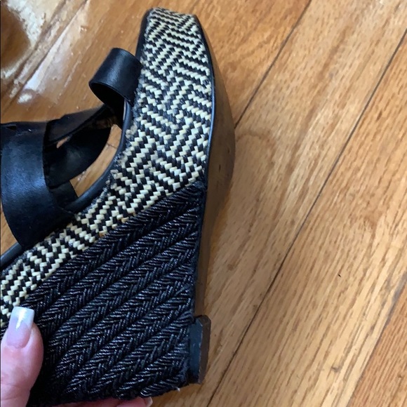 Sandals - Picture 7 of 7